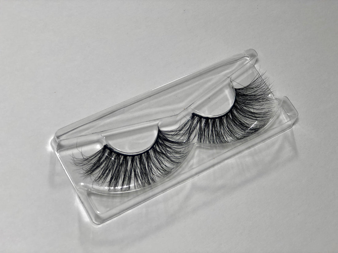 HOW TO APPLY MINK LASHES & MAINTENANCE