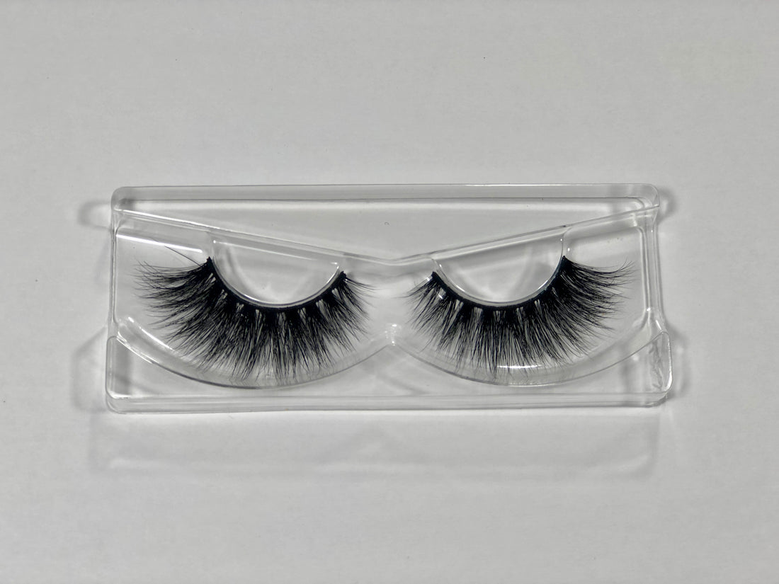 WHAT ARE 3D MINK LASHES ?